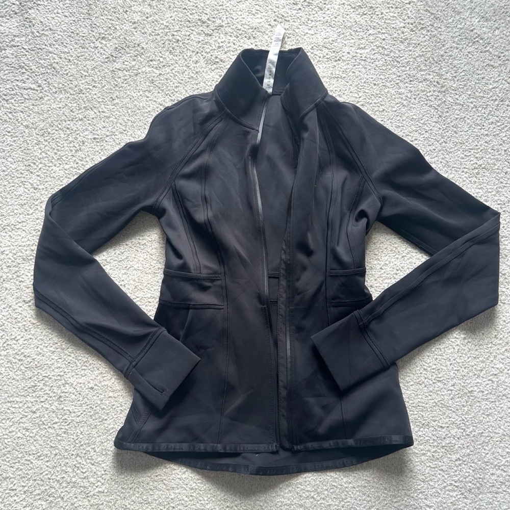 Lululemon In Profile Jacket - Picture 2 of 4